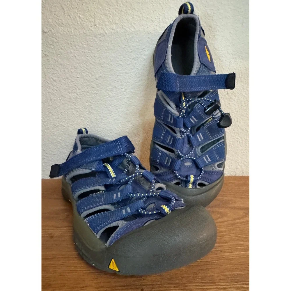 Keen Newport H2 Sandals Kids Size 3 Blue Waterproof Outdoor Shoes Travel School